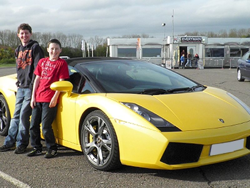 Supercar Driving